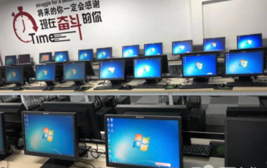 大量多款办公电脑i3i5四核游戏主机.送上门365保修 (图1) 大量多款办公电脑i3i5四核游戏主机.送上门365保修 (图1)