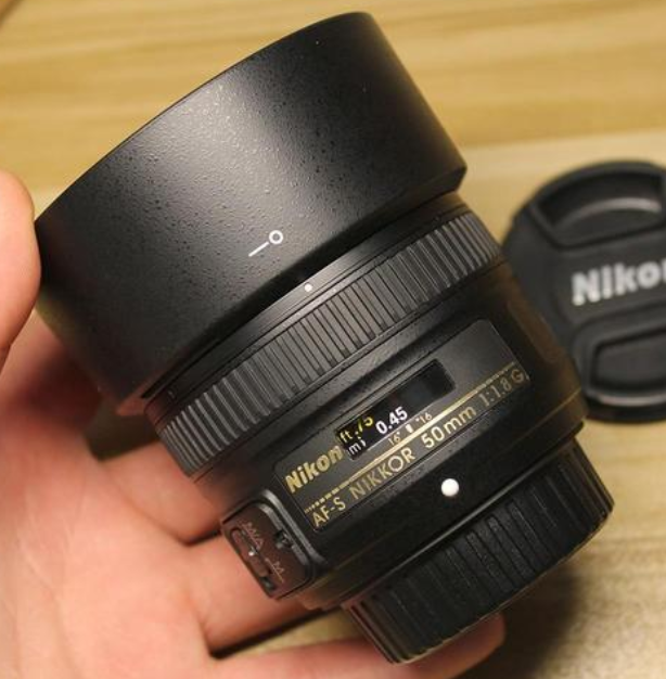 全新未开封 正品尼康d7100 配18—140vr镜头(图1)